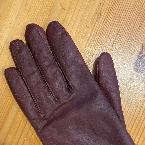 Elegant Purple/Maroon Leather Gloves NWT size 8 - Picture 7 of 14